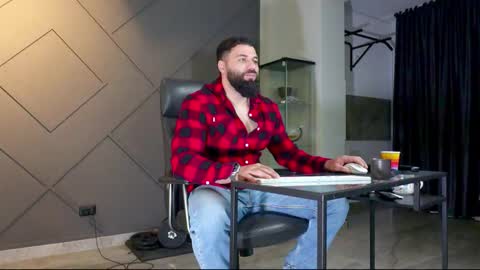 Matthew .. for short call me Matt online show from 02/09/25, 05:19