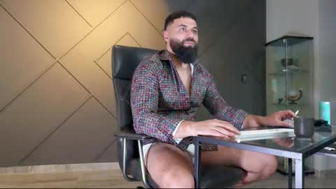 Matthew .. for short call me Matt online show from 02/11/25, 11:44