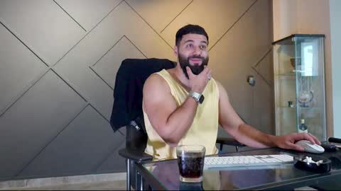 Matthew .. for short call me Matt online show from 02/25/25, 08:14