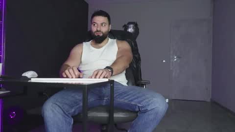 Matthew .. for short call me Matt online show from 01/09/26, 04:59