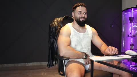 Matthew .. for short call me Matt online show from 03/27/26, 05:45