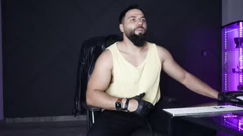 Matthew .. for short call me Matt online show from 04/18/26, 04:33