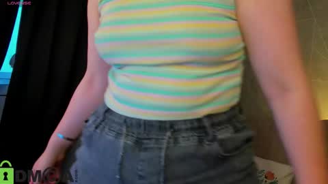 glimmer_goddesss online show from 11/28/25, 09:34