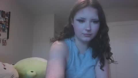 Snapshot of glitteredbrat chatting on 09/22/25, 07:27 glitteredbrat online show from 09/22/25, 07:27