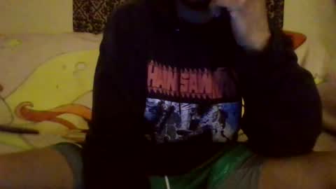 Snapshot of glly555 chatting on 10/08/25, 11:08 glly555 online show from 10/08/25, 11:08