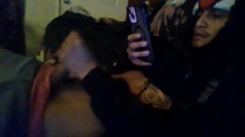 Snapshot of glly555 chatting on 11/25/25, 01:44 glly555 online show from 11/25/25, 01:44