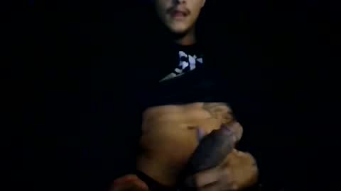 Snapshot of glly555 chatting on 01/11/26, 12:32 glly555 online show from 01/11/26, 12:32