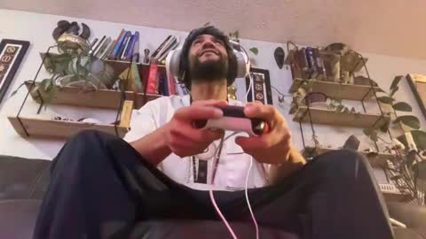 globalmovement online show from 12/05/25, 02:53