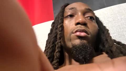 glomightyj online show from 12/15/25, 05:34