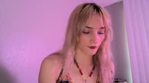 GloomieBear online show from 04/23/26, 11:40