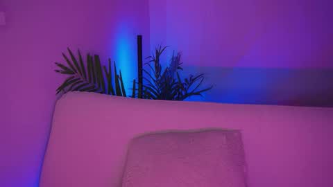 Mimi online show from 03/11/26, 09:32