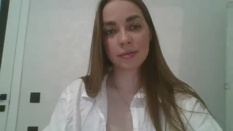 Snapshot of gloria954807 chatting on 02/10/26, 06:45 gloria954807 online show from 02/10/26, 06:45
