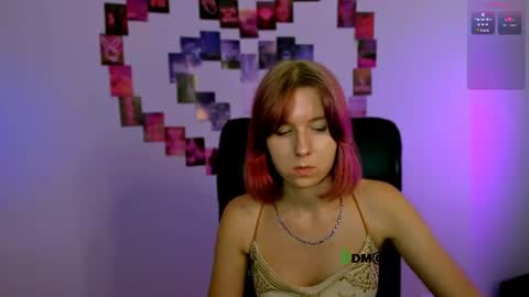 Snapshot of gloria_bubble chatting on 06/11/26, 12:32 your dream online show from 06/11/26, 12:32