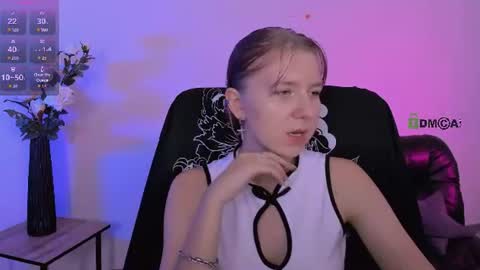 Snapshot of gloria_bubble chatting on 06/14/26, 02:24 your dream online show from 06/14/26, 02:24