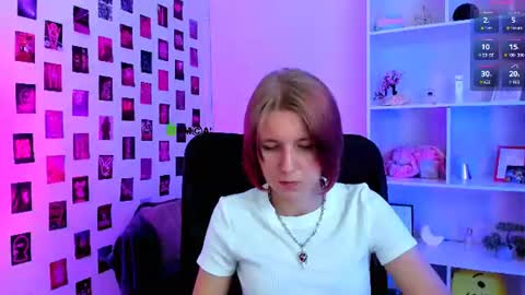 Snapshot of gloria_bubble chatting on 07/23/26, 09:02 your dream online show from 07/23/26, 09:02