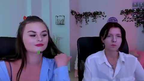 Snapshot of gloria_bubble chatting on 07/28/26, 12:48 your dream online show from 07/28/26, 12:48