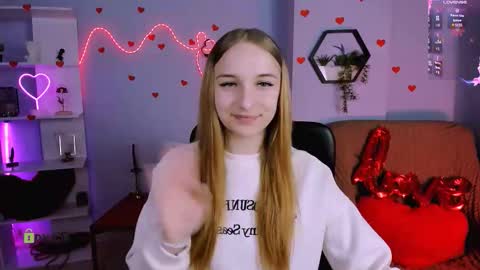 gloria_flower_ online show from 03/08/26, 01:04