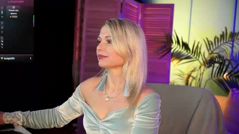 Gloria online show from 09/23/25, 11:13