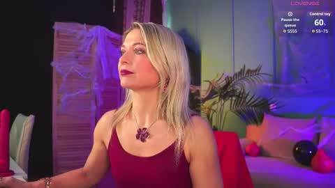 Gloria online show from 11/04/25, 10:58