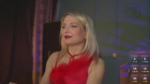 Snapshot of gloria_lovely chatting on 05/07/26, 11:15 Gloria online show from 05/07/26, 11:15