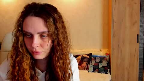 Gloria Wood online show from 02/14/25, 06:08