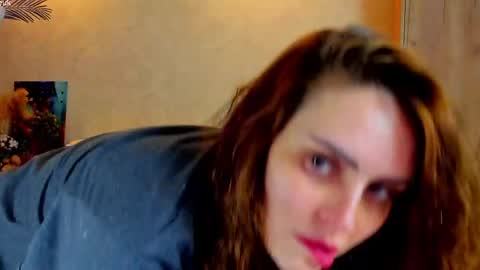 Gloria Wood online show from 04/23/26, 06:21