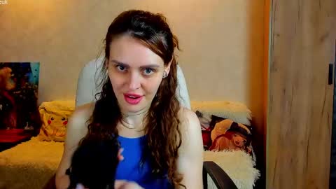 Snapshot of gloria_wood chatting on 05/11/26, 08:50 Gloria Wood online show from 05/11/26, 08:50