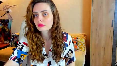 Snapshot of gloria_wood chatting on 05/20/26, 06:58 Gloria Wood online show from 05/20/26, 06:58