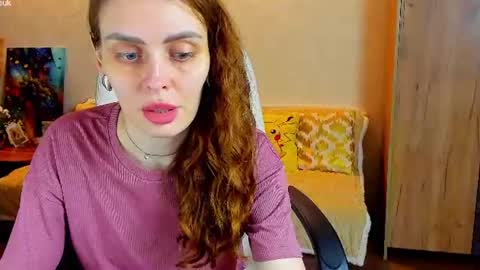 Snapshot of gloria_wood chatting on 06/08/26, 06:52 Gloria Wood online show from 06/08/26, 06:52
