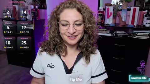 Snapshot of gloriacrespo chatting on 10/02/25, 07:43 gloriacrespo online show from 10/02/25, 07:43