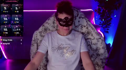 Snapshot of gloriagrays chatting on 01/11/25, 04:36 gloriagrays online show from 01/11/25, 04:36