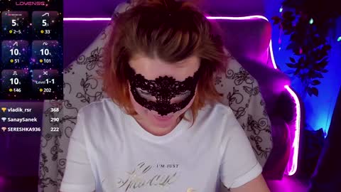 Snapshot of gloriagrays chatting on 01/11/25, 10:40 gloriagrays online show from 01/11/25, 10:40