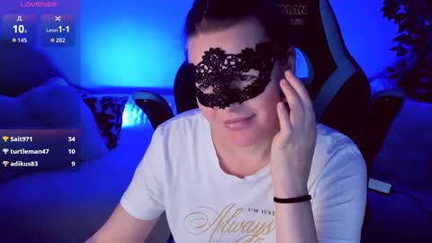 Snapshot of gloriagrays chatting on 10/20/25, 08:31 gloriagrays online show from 10/20/25, 08:31