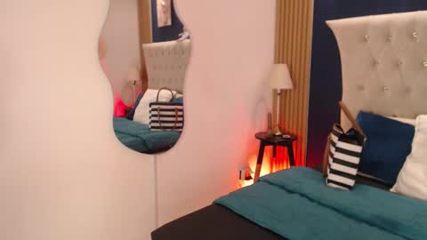 Snapshot of glory_shine chatting on 02/24/26, 12:36 Glory online show from 02/24/26, 12:36