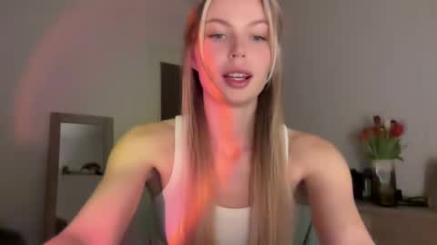 glow_angel online show from 01/29/25, 08:56