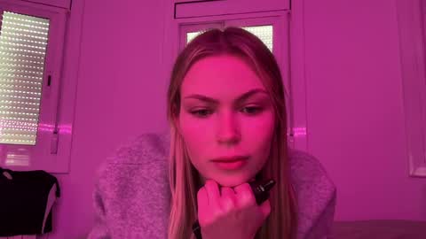 glow_angel online show from 02/13/25, 03:46