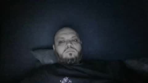 Snapshot of glusgan chatting on 04/30/26, 03:02 Your boy online show from 04/30/26, 03:02