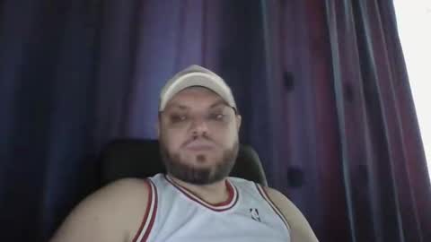 Snapshot of glusgan chatting on 05/04/26, 07:15 Your boy online show from 05/04/26, 07:15