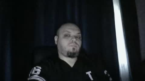 Snapshot of glusgan chatting on 05/11/26, 02:50 Your boy online show from 05/11/26, 02:50