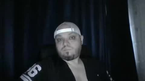 Snapshot of glusgan chatting on 05/12/26, 02:52 Your boy online show from 05/12/26, 02:52