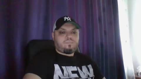 Snapshot of glusgan chatting on 05/14/26, 10:22 Your boy online show from 05/14/26, 10:22