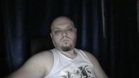 Snapshot of glusgan chatting on 05/25/26, 08:48 Your boy online show from 05/25/26, 08:48