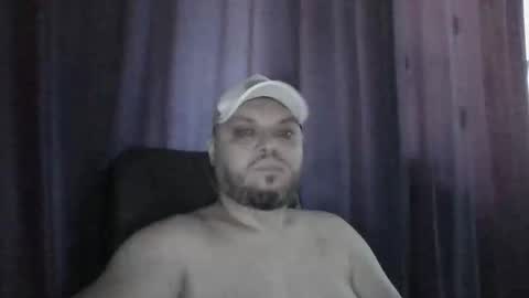 Snapshot of glusgan chatting on 06/11/26, 06:55 Your boy online show from 06/11/26, 06:55