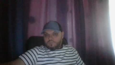Snapshot of glusgan chatting on 06/18/26, 03:51 Your boy online show from 06/18/26, 03:51