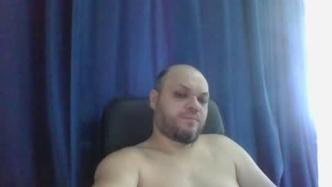 Snapshot of glusgan chatting on 07/05/26, 08:21 Your boy online show from 07/05/26, 08:21
