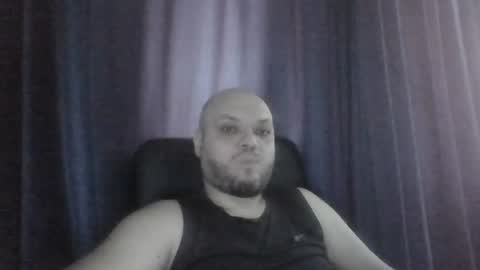 Snapshot of glusgan chatting on 07/09/26, 07:01 Your boy online show from 07/09/26, 07:01
