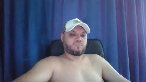 Snapshot of glusgan chatting on 07/16/26, 07:14 Your boy online show from 07/16/26, 07:14