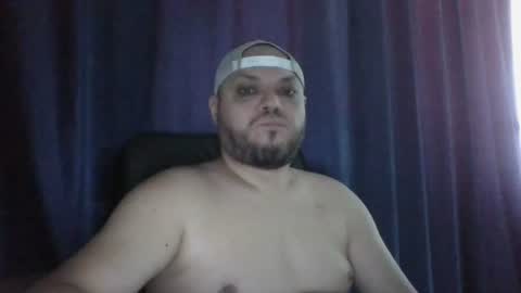 Snapshot of glusgan chatting on 07/17/26, 08:21 Your boy online show from 07/17/26, 08:21