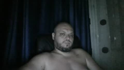 Snapshot of glusgan chatting on 07/19/26, 08:23 Your boy online show from 07/19/26, 08:23
