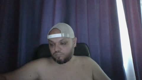 Snapshot of glusgan chatting on 07/21/26, 08:38 Your boy online show from 07/21/26, 08:38